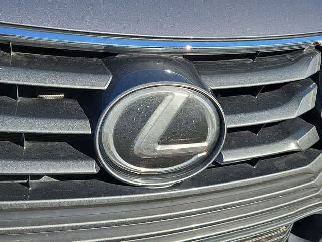 Thumbnail: 2020 Lexus IS - 11