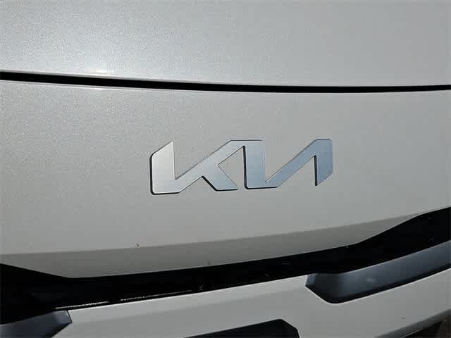 Thumbnail: 2022 Kia Forte - 10