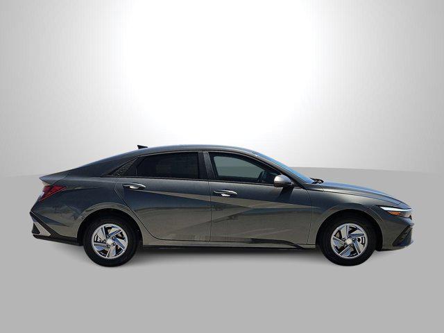 Thumbnail: 2026 Hyundai Elantra - 9