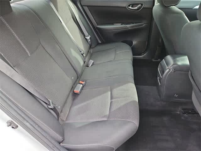 Thumbnail: 2018 Nissan Sentra - 19