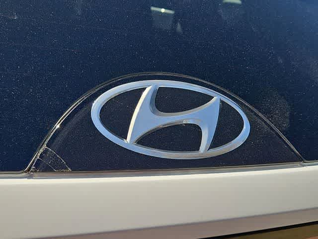 Thumbnail: 2023 Hyundai Tucson - 10