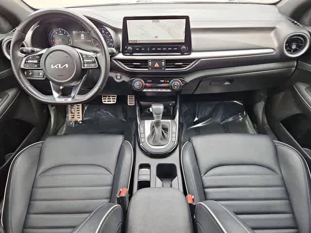 Thumbnail: 2023 Kia Forte - 16