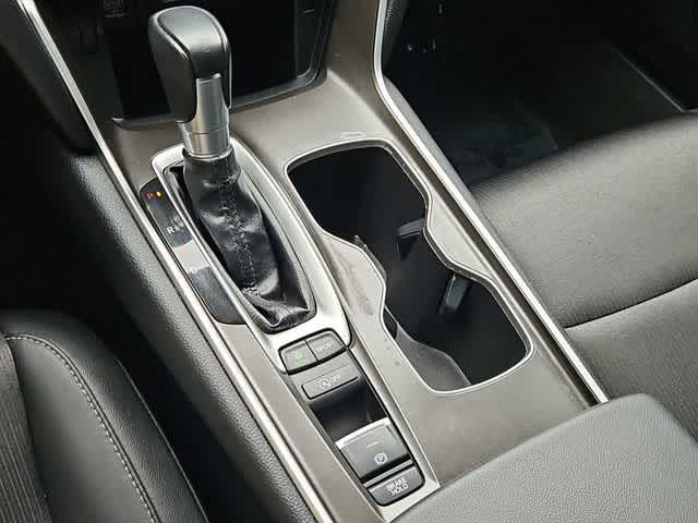 Thumbnail: 2022 Honda Accord - 31