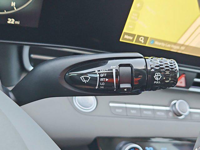 Thumbnail: 2025 Hyundai Elantra - 24