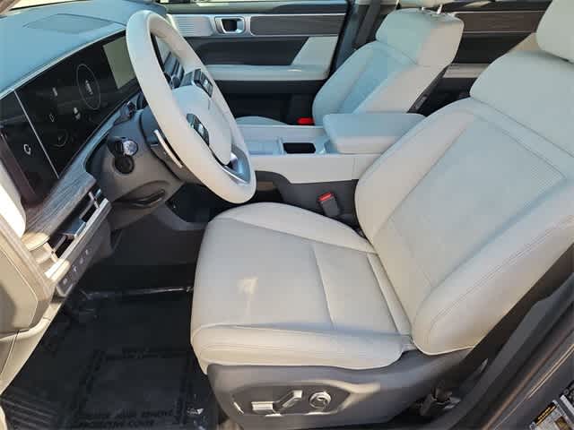 Thumbnail: 2025 Hyundai Santa Fe - 16