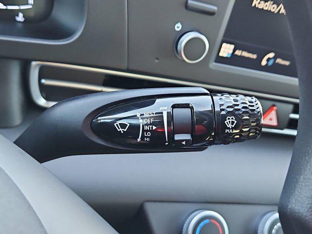 Thumbnail: 2026 Hyundai Elantra - 24