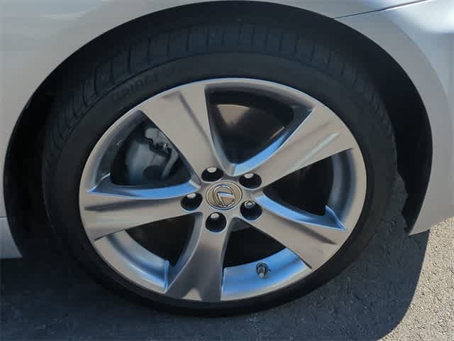 Thumbnail: 2014 Lexus IS - 15