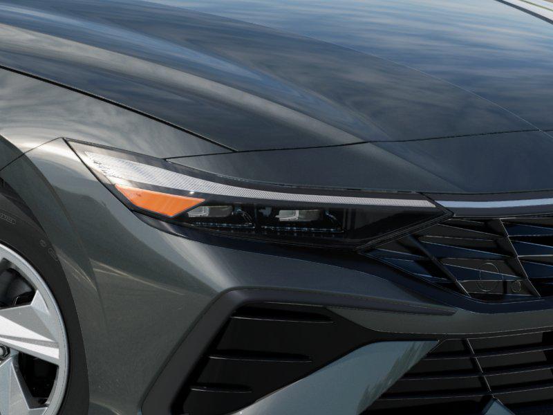 Thumbnail: 2025 Hyundai Elantra - 9