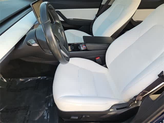 Thumbnail: 2019 Tesla Model 3 - 16