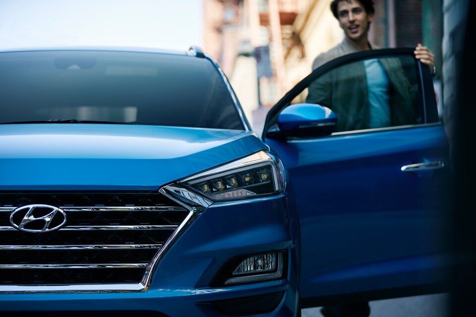  Blue Hyundai with open door