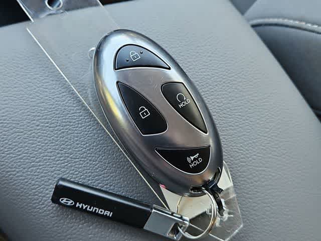 Thumbnail: 2025 Hyundai Elantra - 34