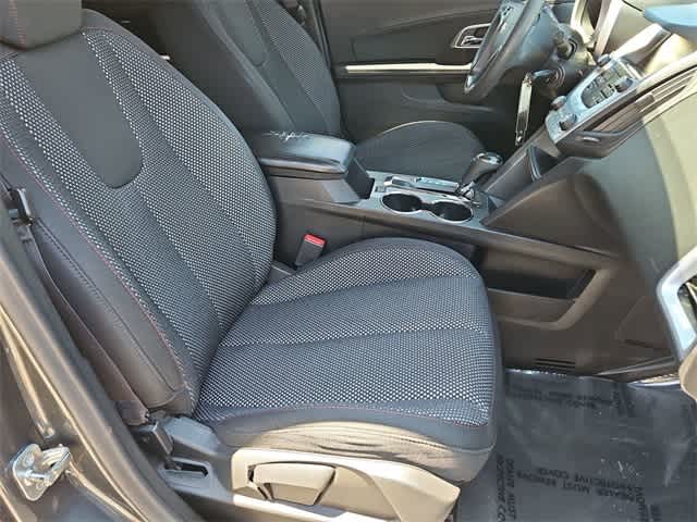 2017 Chevrolet Equinox LS 21
