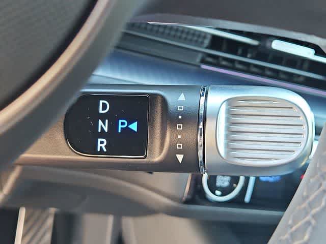 Thumbnail: 2023 Hyundai Ioniq 6 - 33