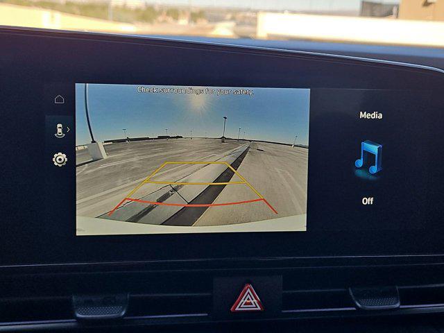 Thumbnail: 2025 Hyundai Elantra - 28