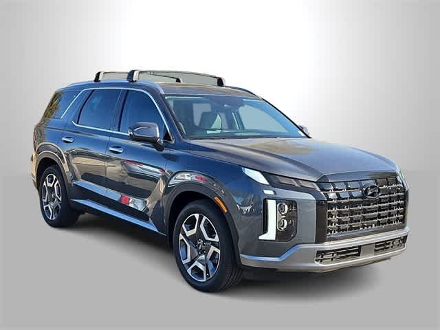 2025 Hyundai Palisade SEL photo 2