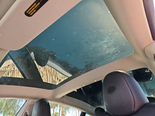 Thumbnail: 2023 Tesla Model 3 - 19