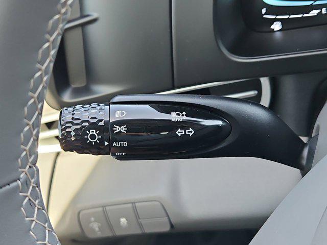Thumbnail: 2026 Hyundai Elantra - 25