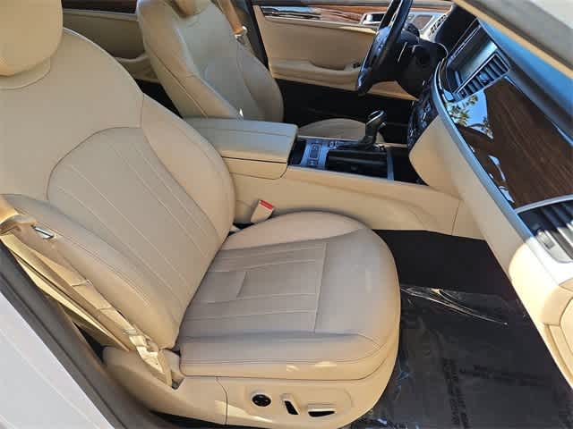 Thumbnail: 2017 Genesis G80 - 23