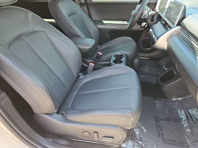 Thumbnail: 2023 Hyundai Ioniq 5 - 21