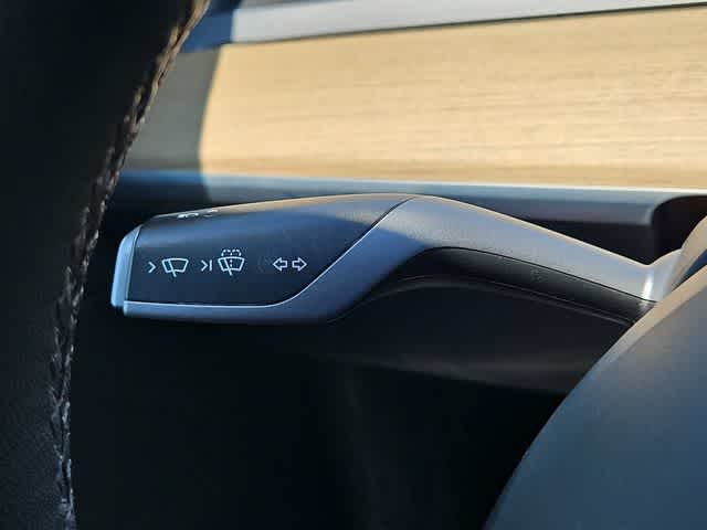 Thumbnail: 2022 Tesla Model Y - 25
