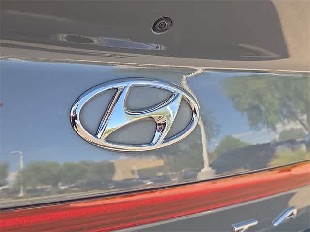 Thumbnail: 2022 Hyundai Sonata - 11