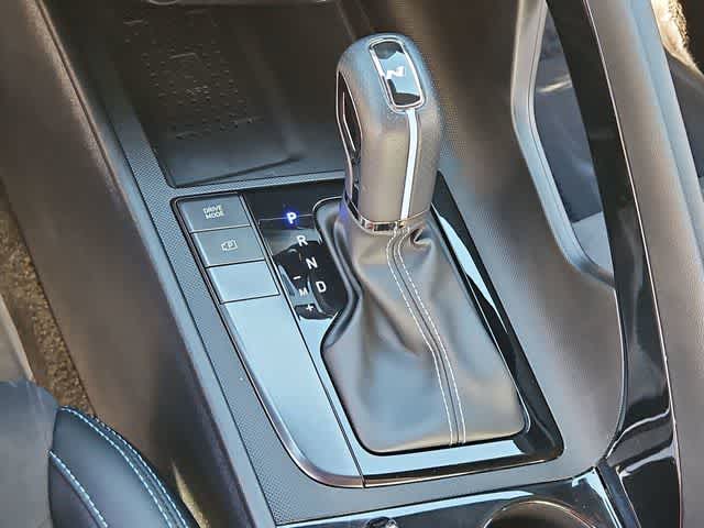 Thumbnail: 2022 Hyundai Elantra - 31