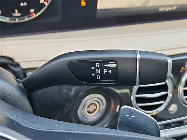 Thumbnail: 2020 Mercedes-Benz S-Class - 32