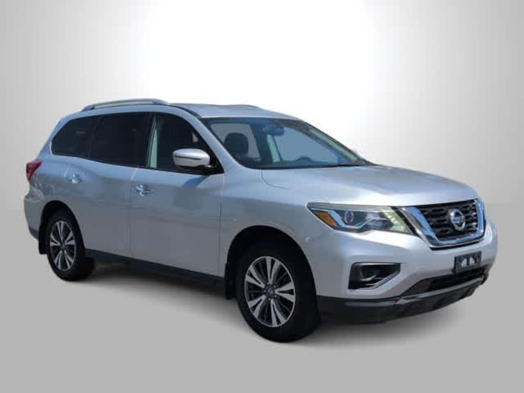 Used 2017 Nissan Pathfinder S SUV