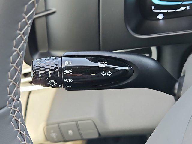 Thumbnail: 2026 Hyundai Elantra - 25