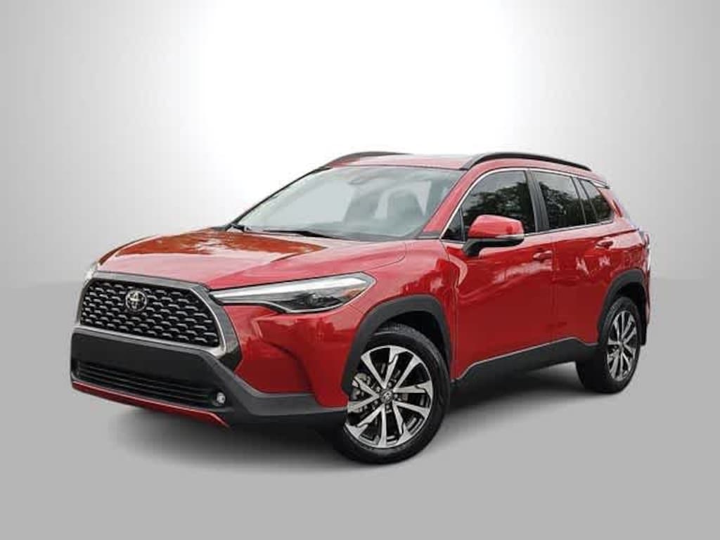 Used 2022 Toyota Corolla Cross XLE SUV