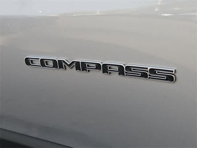 Thumbnail: 2022 Jeep Compass - 13