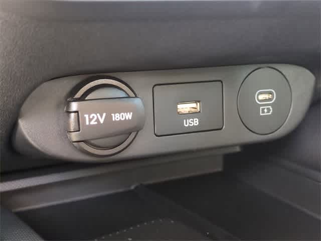 Thumbnail: 2024 Hyundai Elantra - 31