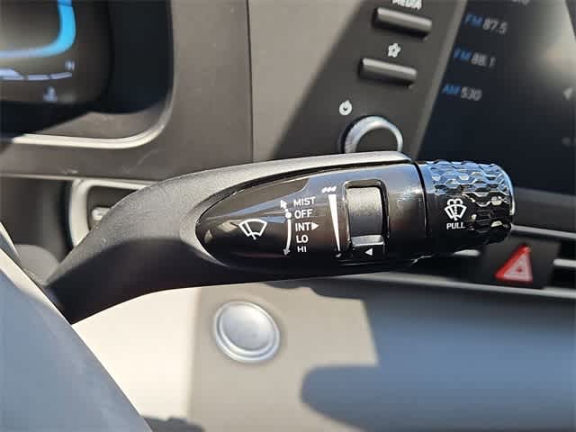 Thumbnail: 2025 Hyundai Elantra - 24