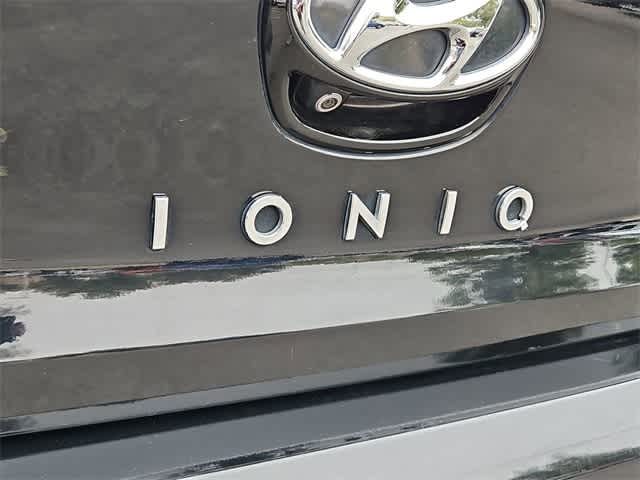 Thumbnail: 2019 Hyundai Ioniq - 12
