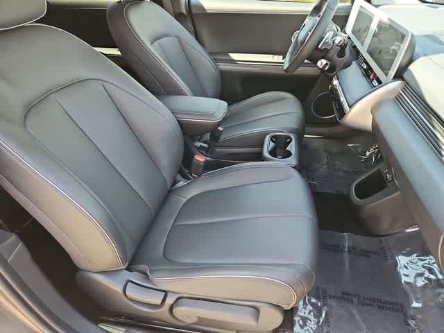 Thumbnail: 2023 Hyundai Ioniq 5 - 21