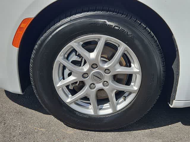 Thumbnail: 2023 Chrysler Voyager - 13