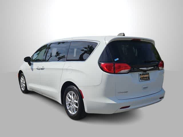 Thumbnail: 2023 Chrysler Voyager - 6