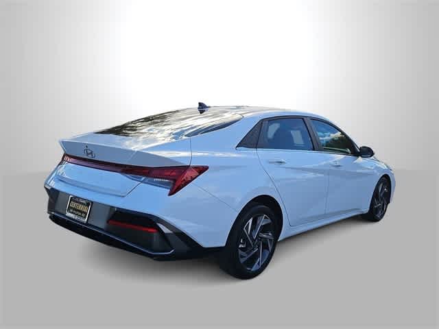 Thumbnail: 2024 Hyundai Elantra - 7