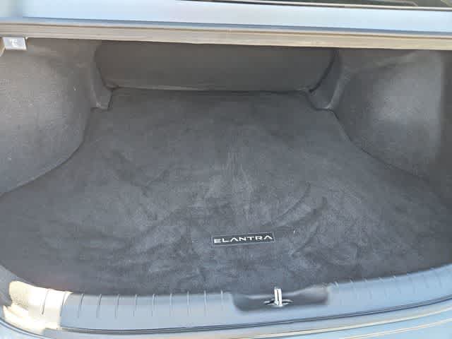 Thumbnail: 2024 Hyundai Elantra - 32