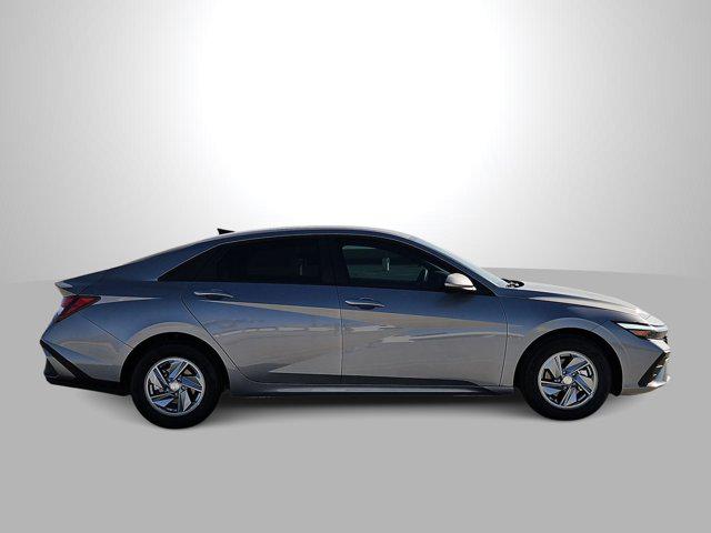 Thumbnail: 2026 Hyundai Elantra - 9