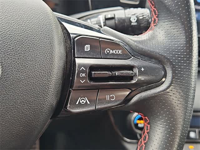 Thumbnail: 2022 Hyundai Elantra - 25