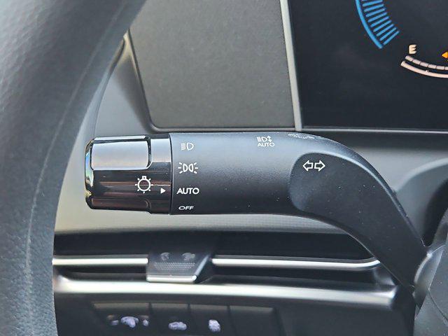 Thumbnail: 2025 Hyundai Santa Cruz - 25