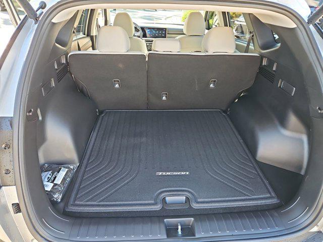 Thumbnail: 2026 Hyundai Tucson - 32