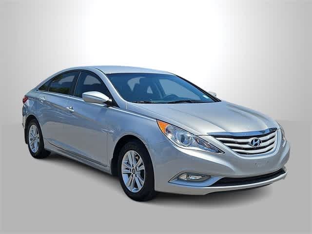 2013 Hyundai Sonata GLS 2