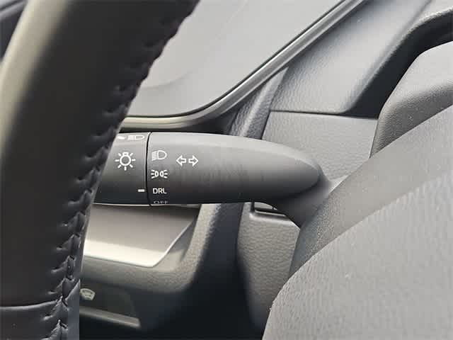 Thumbnail: 2024 Toyota Prius - 24