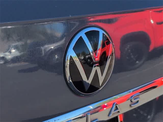 Thumbnail: 2021 Volkswagen Atlas - 12