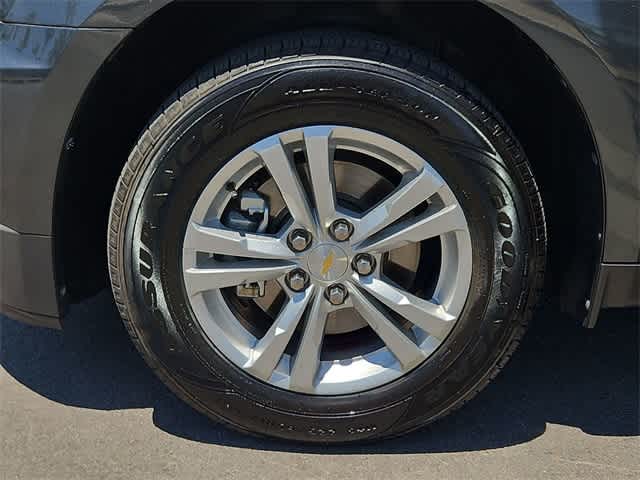 2017 Chevrolet Equinox LS 13
