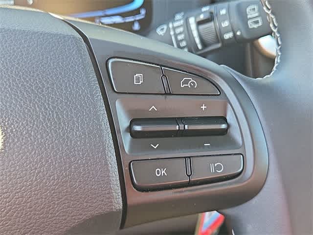 Thumbnail: 2023 Hyundai Venue - 24