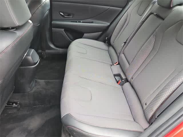 Thumbnail: 2022 Hyundai Elantra - 20