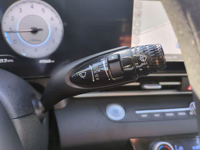 Thumbnail: 2024 Hyundai Elantra - 24